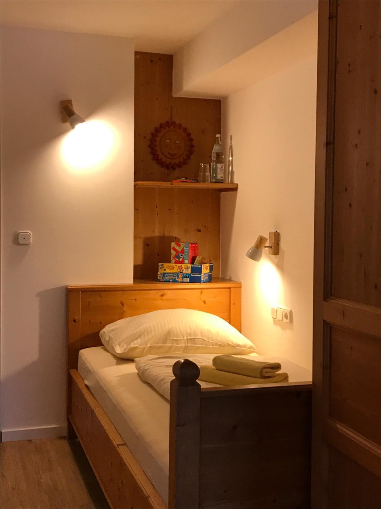 Gaestehaus Hotel Maria Theresia Berwick-Upon-Tweed Ngoại thất bức ảnh